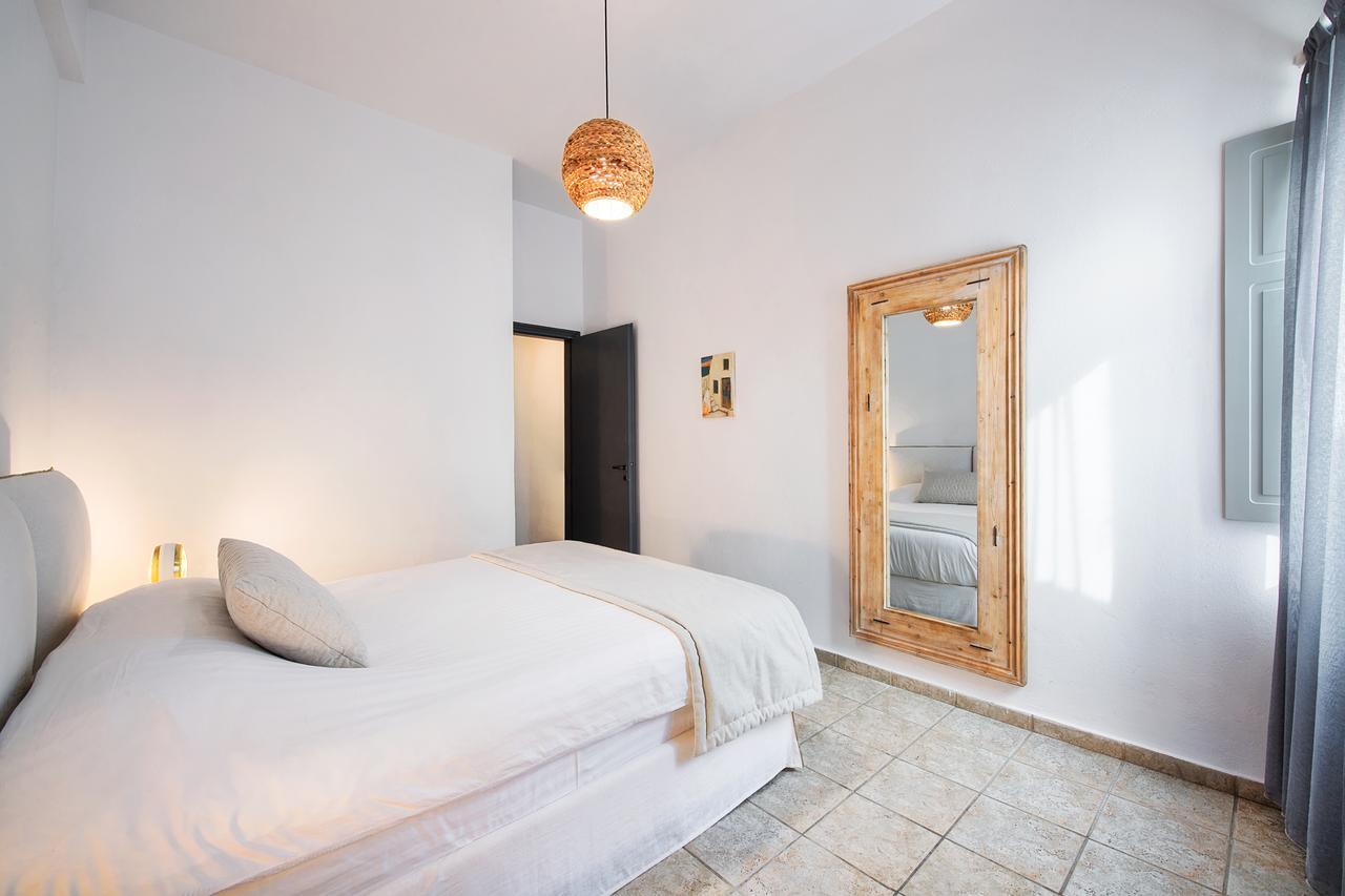 Nonis Apartments Fira  Eksteriør billede