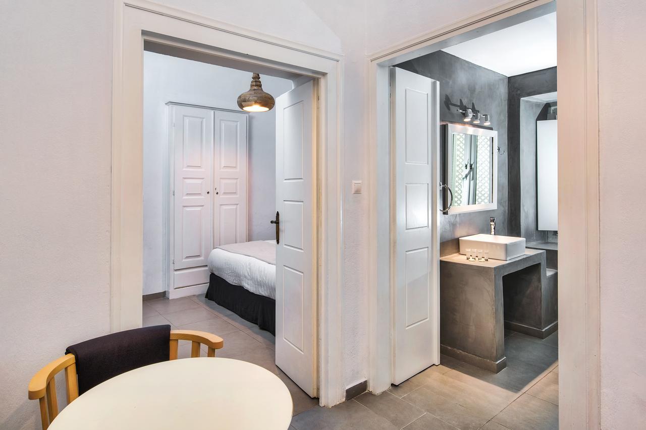 Nonis Apartments Fira  Eksteriør billede